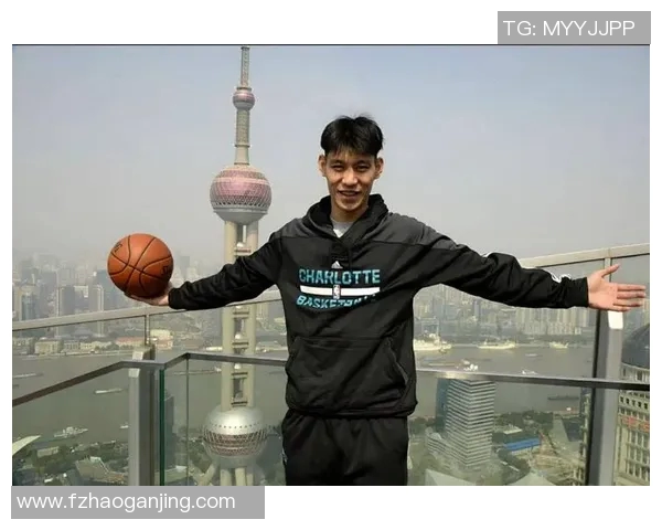 林书豪精彩表现集锦对阵勇士回顾展现华裔球员的风采与实力