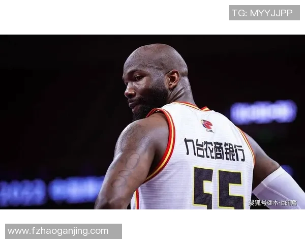 琼斯的传奇人生与不凡成就探索之旅 琼斯的传奇人生与不凡成就探索之旅