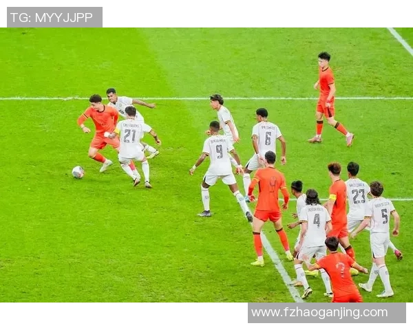 中国足球队迎战泰国队期待逆袭全力争胜展现拼搏精神