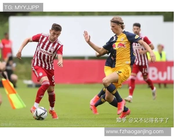 卡拉巴克与谢里夫的激烈对决展现足球魅力与战术智慧的巅峰较量